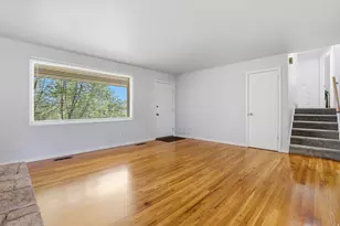 4245 S 3320 E, Holladay, UT 84124 - Photo 9