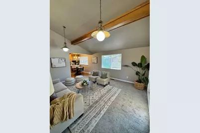 4245 S 3320 E, Holladay, UT 84124 - Photo 13