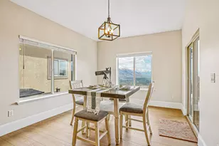 2184 E Eagle Crest Dr, Draper, UT 84020 - Photo 11