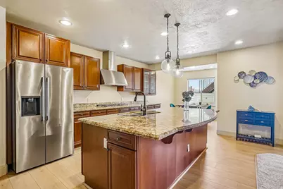 2184 E Eagle Crest Dr, Draper, UT 84020 - Photo 47