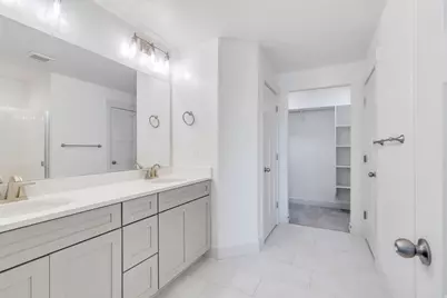 987 W Coral Charm Way #203, Saratoga Springs, UT 84045 - Photo 15