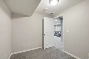 202 W 1700 N, Lehi, UT 84043 - Photo 17