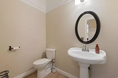 153 W 2040 N, Lehi, UT 84043 - Photo 19