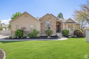 153 W 2040 N, Lehi, UT 84043 - Photo 1
