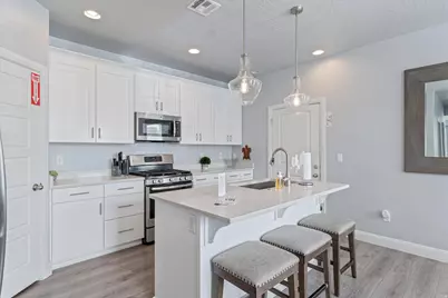 1899 E Fiesta Ln, Washington, UT 84780 - Photo 7