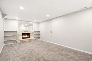 473 E 1650 S, Bountiful, UT 84010 - Photo 21