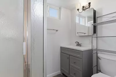 473 E 1650 S, Bountiful, UT 84010 - Photo 17