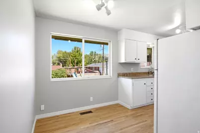 473 E 1650 S, Bountiful, UT 84010 - Photo 7