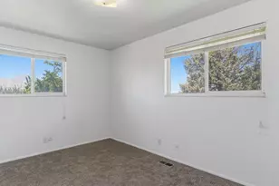 473 E 1650 S, Bountiful, UT 84010 - Photo 15