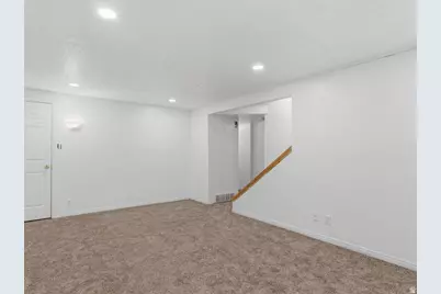 473 E 1650 S, Bountiful, UT 84010 - Photo 23