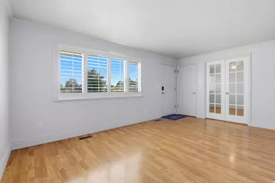 18 W 900 N, Bountiful, UT 84010 - Photo 5