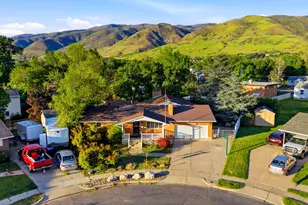18 W 900 N, Bountiful, UT 84010 - Photo 3