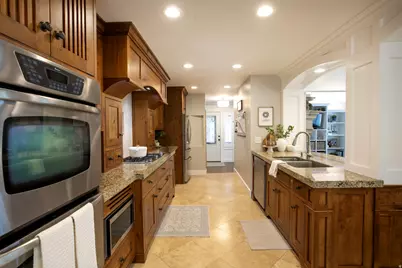 1488 E Vineyard Dr, Bountiful, UT 84010 - Photo 13