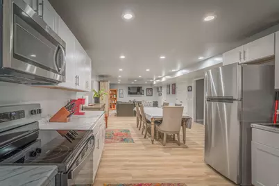 3362 W 2500 N, Clinton, UT 84015 - Photo 13