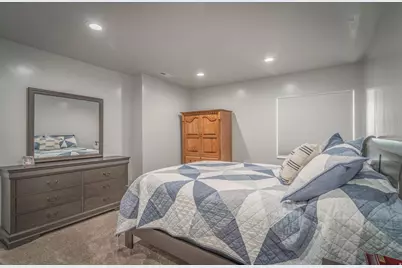 3362 W 2500 N, Clinton, UT 84015 - Photo 17