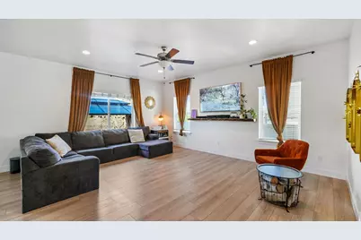 253 N 240 E, Vineyard, UT 84059 - Photo 11