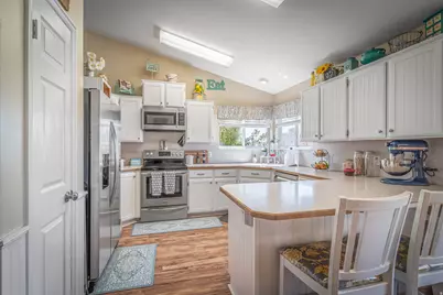 1410 W 975 S, Clearfield, UT 84015 - Photo 5