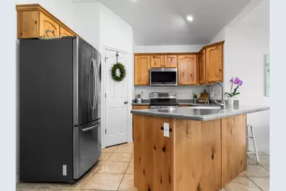 1602 W Renaissance Way, Springville, UT 84663 - Photo 11
