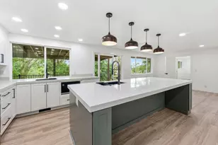 871 N Bonita Way E, Centerville, UT 84014 - Photo 5