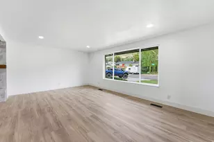 871 N Bonita Way E, Centerville, UT 84014 - Photo 9