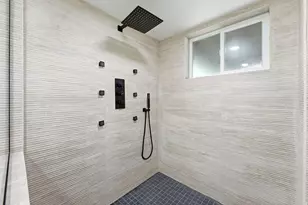 871 N Bonita Way E, Centerville, UT 84014 - Photo 31