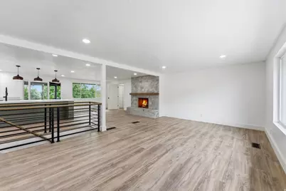 871 N Bonita Way E #19, Centerville, UT 84014 - Photo 9