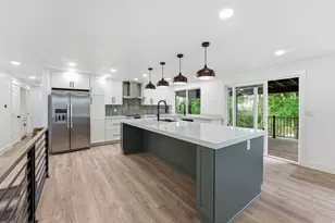 871 N Bonita Way E, Centerville, UT 84014 - Photo 3