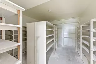 871 N Bonita Way E, Centerville, UT 84014 - Photo 39