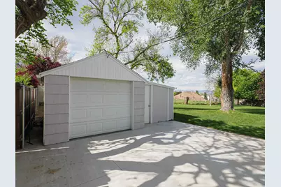 3010 E 3345 S, Salt Lake City, UT 84109 - Photo 9