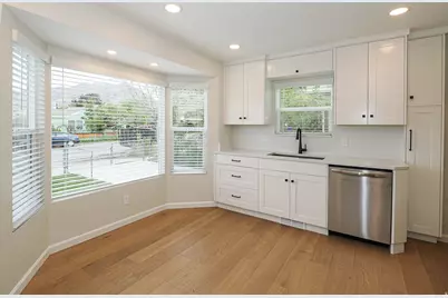 3010 E 3345 S, Salt Lake City, UT 84109 - Photo 15