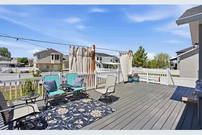 1195 N 640 E, Tooele, UT 84074 - Photo 37