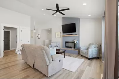1195 N 640 E, Tooele, UT 84074 - Photo 7
