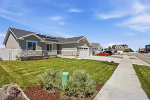 1195 N 640 E, Tooele, UT 84074 - Photo 3
