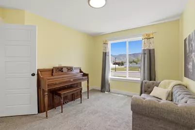 1195 N 640 E, Tooele, UT 84074 - Photo 21