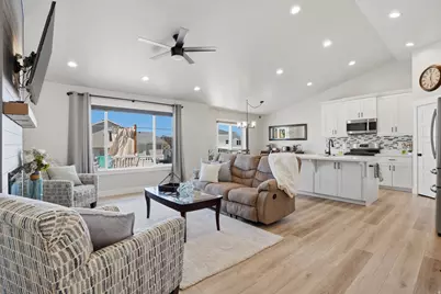 1195 N 640 E, Tooele, UT 84074 - Photo 5