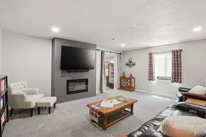 1195 N 640 E, Tooele, UT 84074 - Photo 29