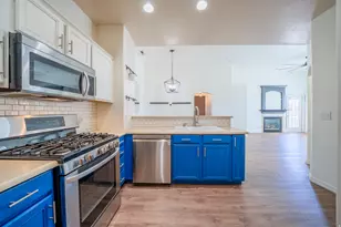 986 N Shetland Ln W, Farmington, UT 84025 - Photo 11