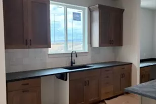 8569 S Maple Water Dr W, West Jordan, UT 84081 - Photo 5