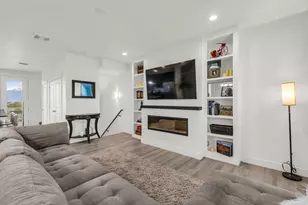 10284 S Phoebe Ln, South Jordan, UT 84009 - Photo 7