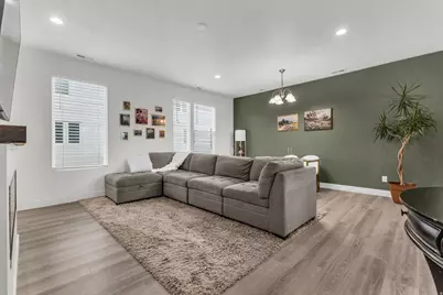 10284 S Phoebe Ln, South Jordan, UT 84009 - Photo 5