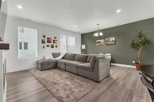 10284 S Phoebe Ln, South Jordan, UT 84009 - Photo 5