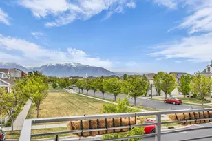 10284 S Phoebe Ln, South Jordan, UT 84009 - Photo 13