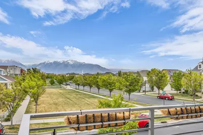 10284 S Phoebe Ln, South Jordan, UT 84009 - Photo 13