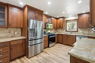 331 N 1100 E, Orem, UT 84097 - Photo 11
