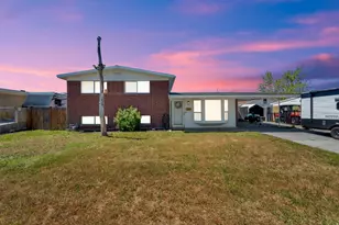 401 N Lakeview Ave E, Tooele, UT 84074 - Photo 1