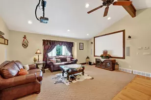 6621 S 1540 E, Uintah, UT 84405 - Photo 17