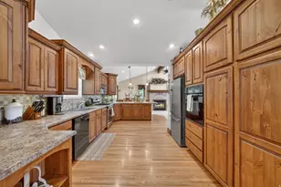 6621 S 1540 E, Uintah, UT 84405 - Photo 3