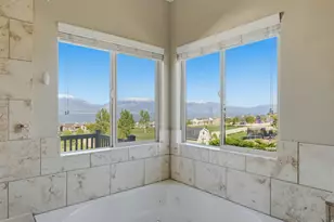 2894 S Fox Pointe Dr W, Saratoga Springs, UT 84045 - Photo 25
