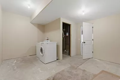 2894 S Fox Pointe Dr W, Saratoga Springs, UT 84045 - Photo 41