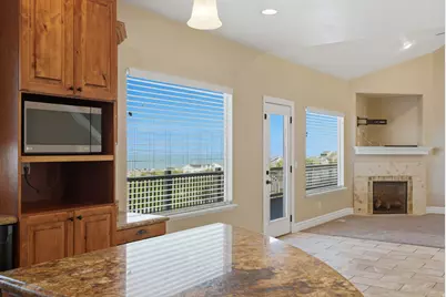 2894 S Fox Pointe Dr W, Saratoga Springs, UT 84045 - Photo 17